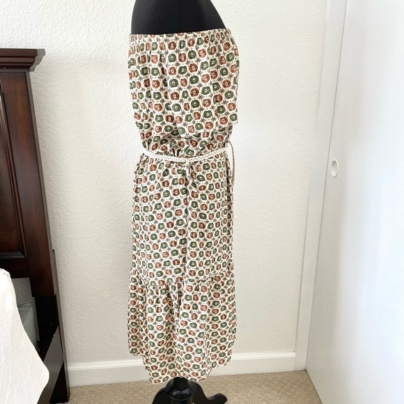 Off-Shoulder Italian Midi Peasant Dress w Faux Leather Belt - Picture 6 of 7